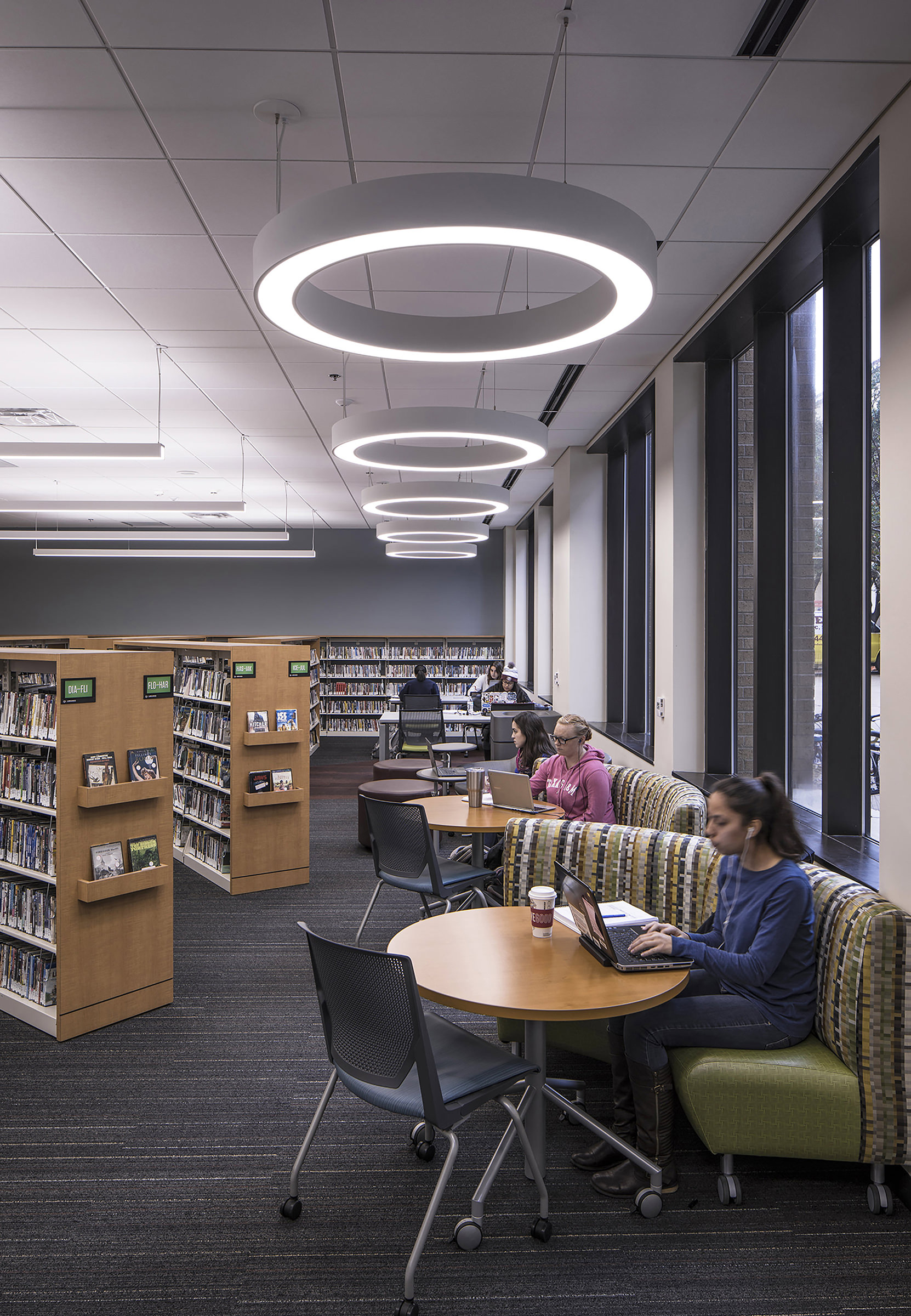 Texas A&M University Evans Library